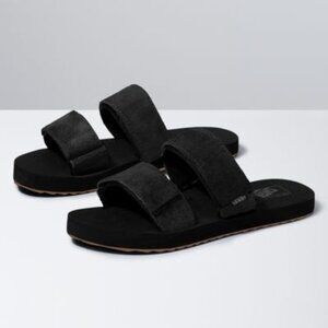 VANS Cayucas Slide Sandals - Black